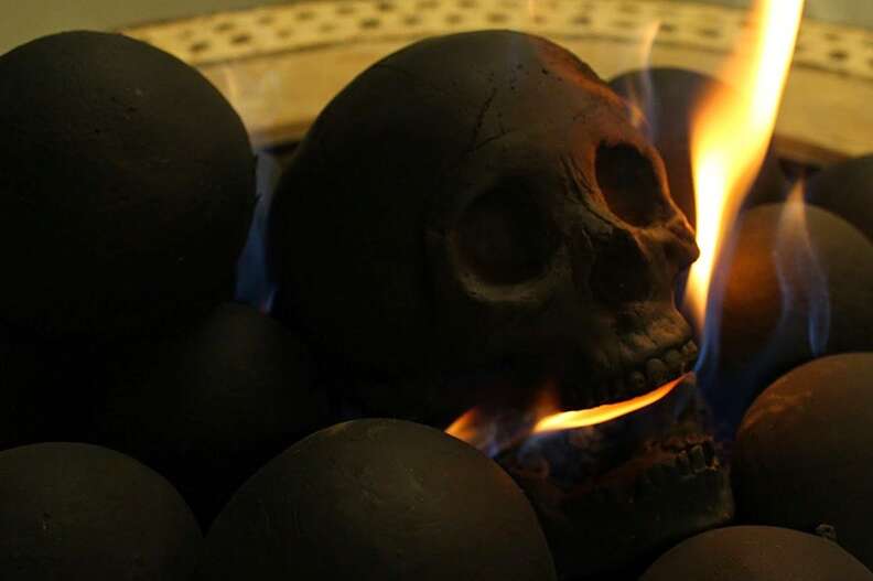 Decorative Imitation Fireproof Human Skull Logs - Thrillist