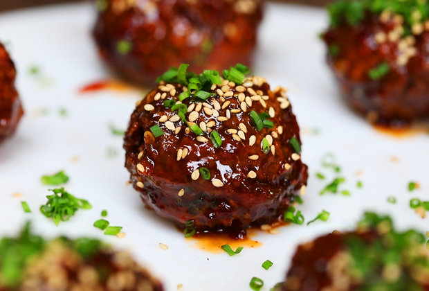 Spice Up Your Dinner With These Korean-Style Meatballs