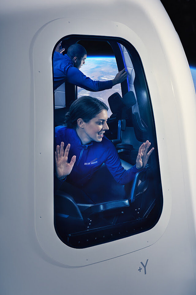 Blue Origin Passenger Capsule Photos A Sneak Peek at a Space Craft