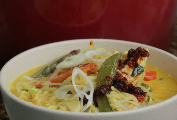 Making Thai Chicken Ramen Is the Best Way to Avoid a Bland Dinner