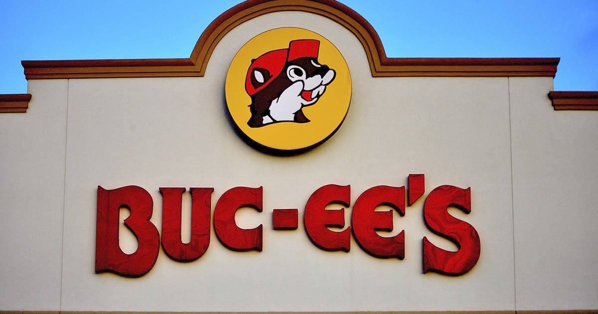 Why Buc Ees Texas Convenience Is, Buc Ee’s Fire Pit Grill