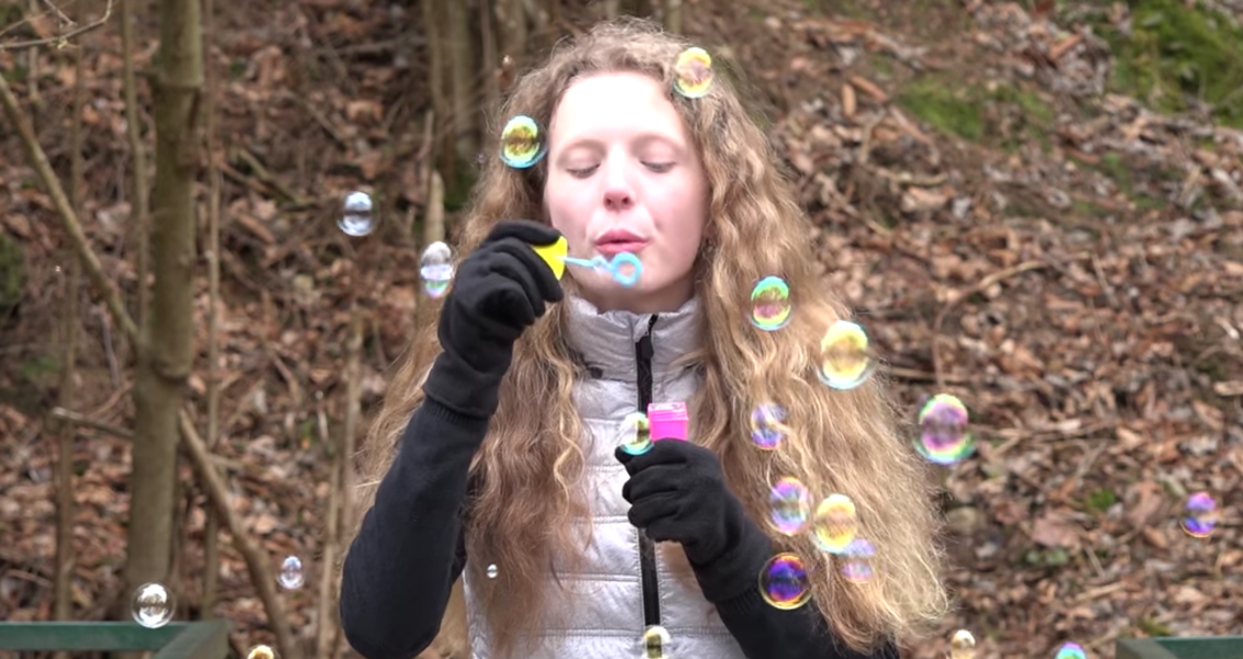 Watching Things Happen In Reverse Is So Hypnotic - Thrillist