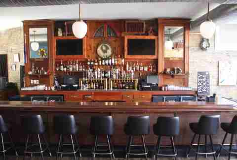 Best Wrigleyville Bars To Drink At During Chicago Cubs Games