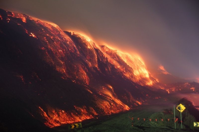 Australian Coal Seam Fire Still Burning Photos Seeker