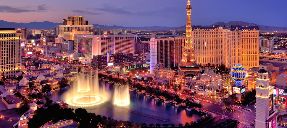 The Ultimate Las Vegas Travel Guide