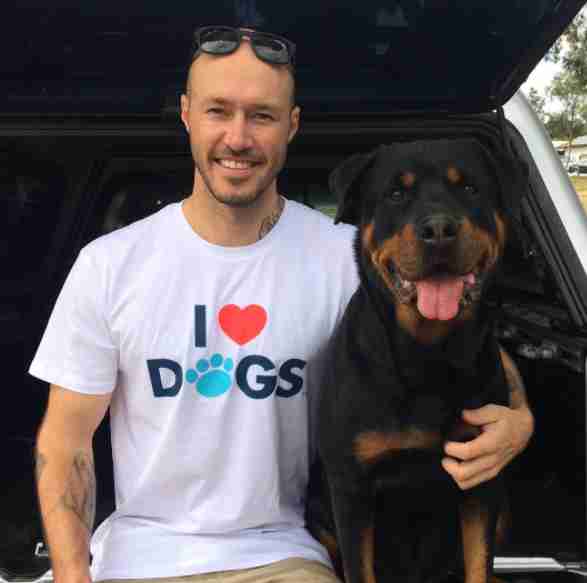 Australian Guy Is On A Mission To Save Every Dog In The World - The Dodo