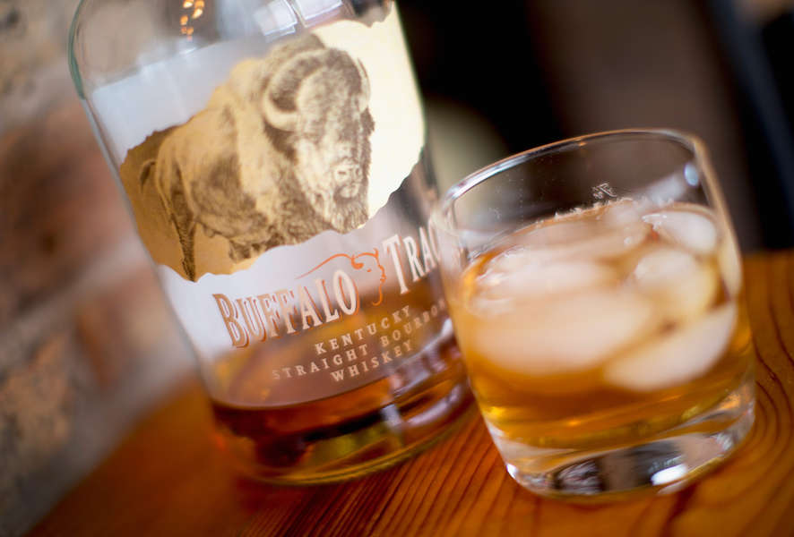 Best Kentucky Bourbon 5 Underrated Kentucky Bourbons Thrillist
