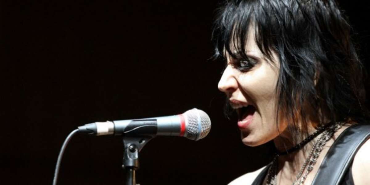 Joan Jett And The Blackfish – Joan Jett I Love Rock N Roll – UBJM