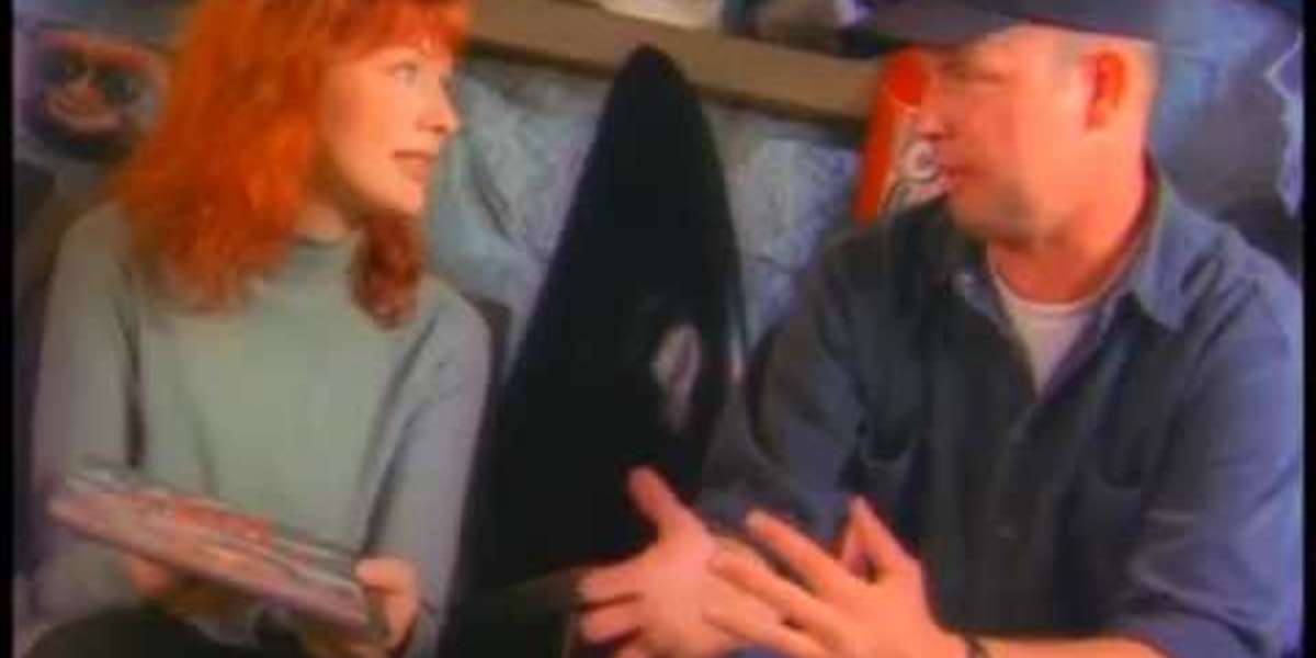 Check out this heartwarming video by Nancy Wilson of @OfficialHeart ...