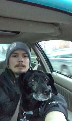 guy rescues dog while delivering pizzas
