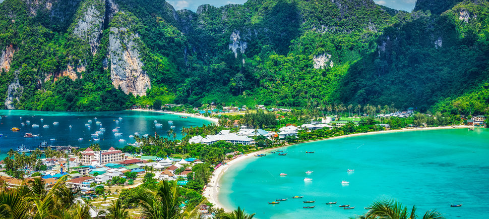 The World's Most Beautiful Beach Cities Where You Can Live for Dirt Cheap