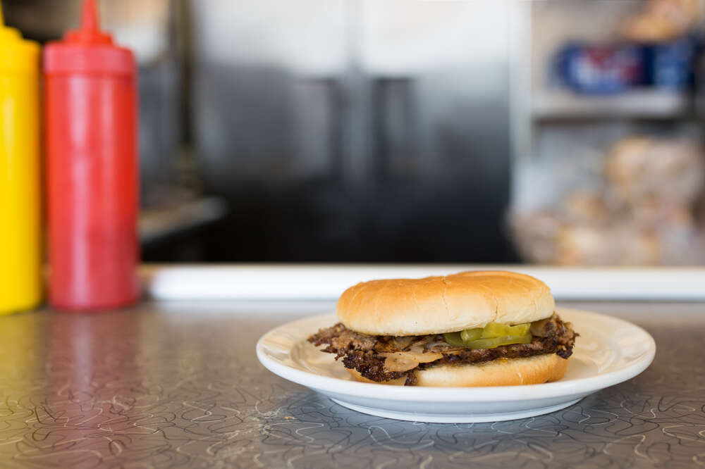 New 'Kansas City Chiefs Burger' offered at fast food spot  in