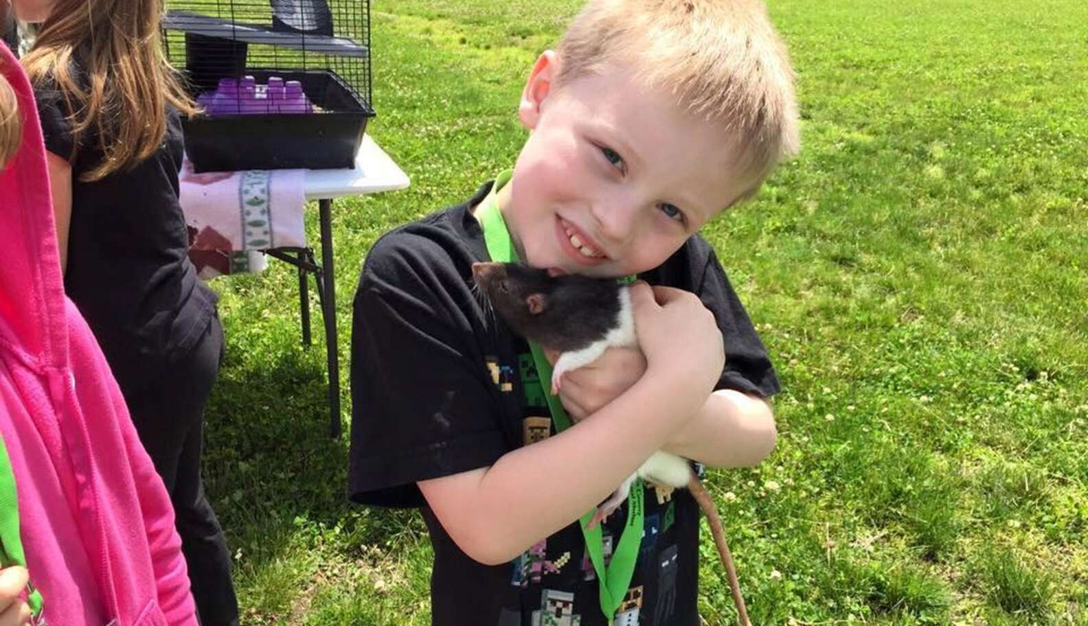 Senior Rat Gets Everything He Wants On His Bucket List - The Dodo