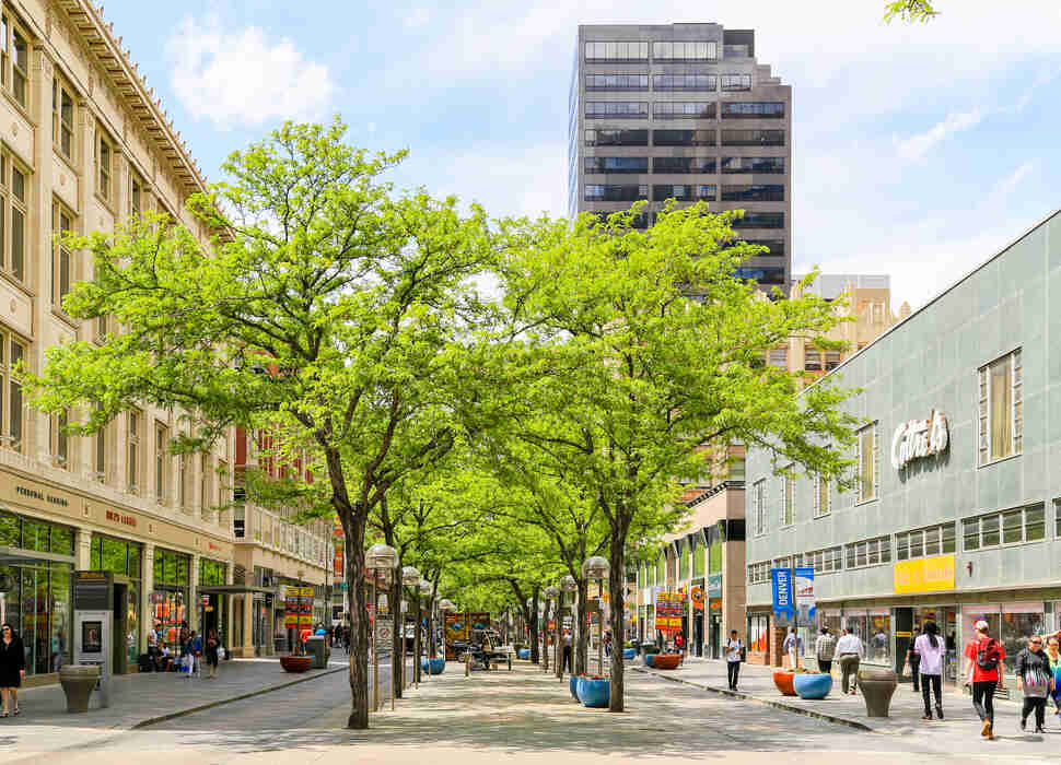 Most Walkable Cities in the US for Pedestrian Friendly Adventures ...