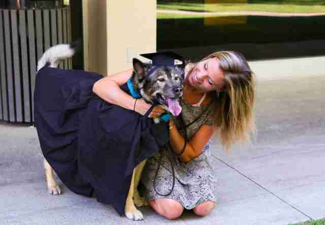 Eckerd College Hosts Graduation Ceremony For Students ...