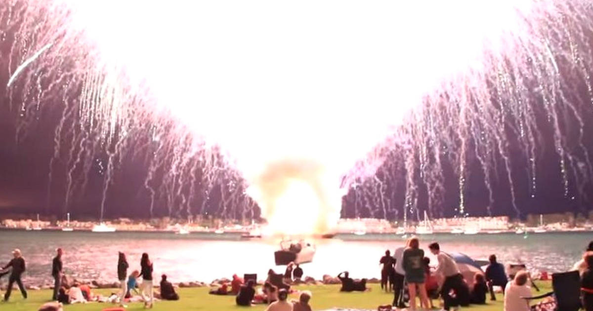 Firework Fails Funny Fireworks Videos Of Celebrations Gone Wrong Thrillist