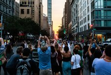 How to Get the Best View of Manhattanhenge 2017