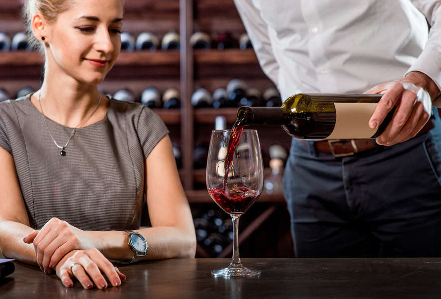 wine-etiquette-101-how-to-become-a-wine-expert-thrillist