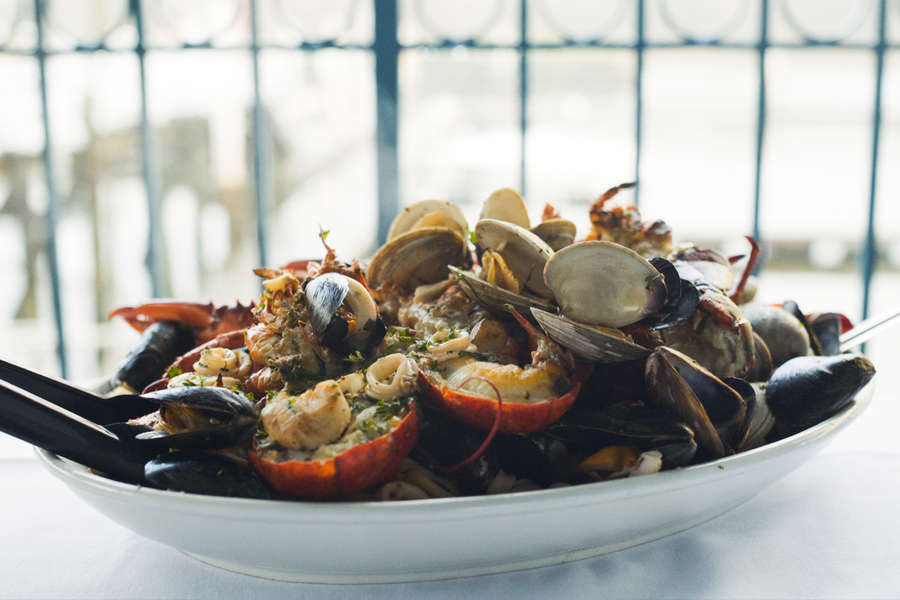 City Island Has the Bronx’s Best Seafood Restaurants - Food/Groups
