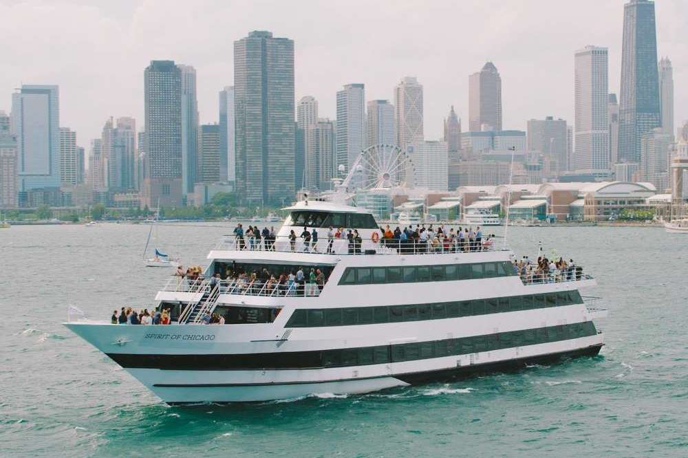 Booze Cruise Chicago Guide 2017 Thrillist