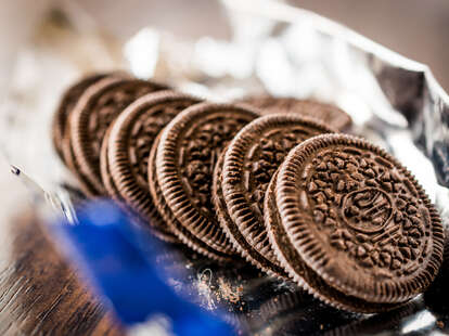 Oreo Launches Dunkin' Donuts Mocha Flavor - Thrillist