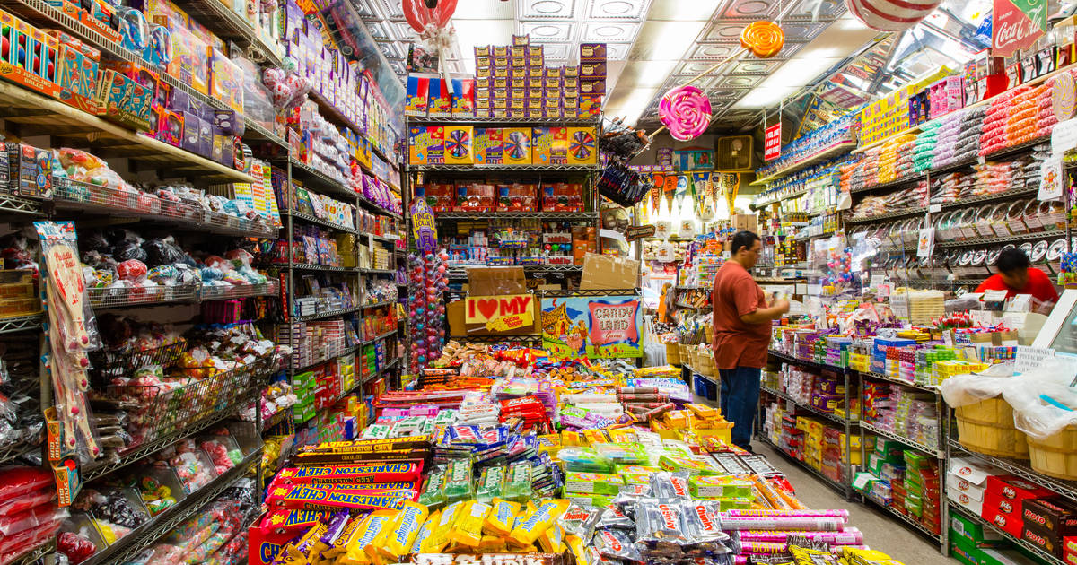 are dogs allowed in grocery stores in new york