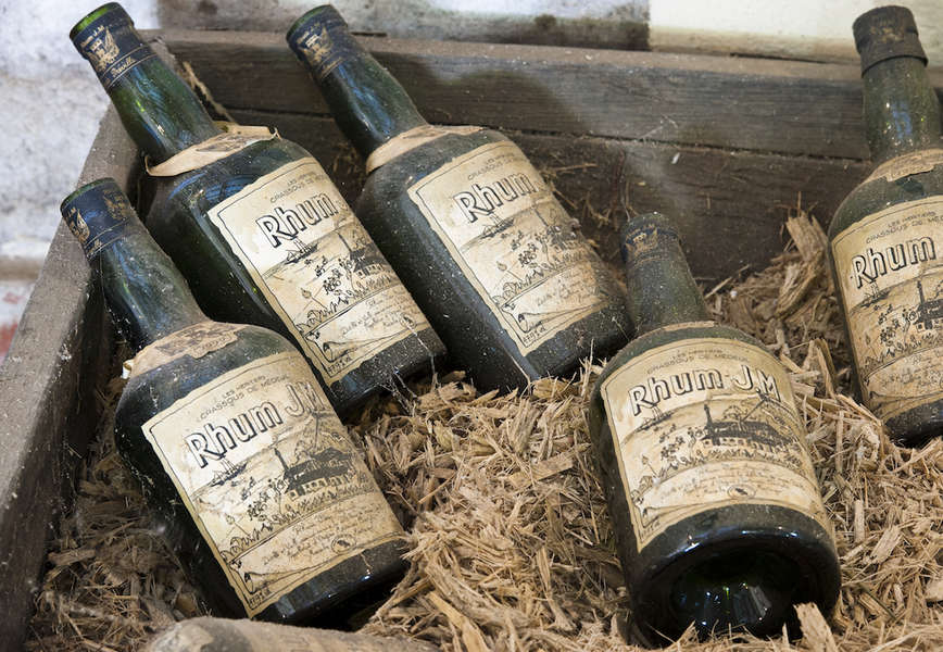 Rhum or Rum What the Difference Is Between Rum and Rhum Thrillist