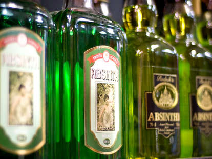 Absinth Alt What Does Absinthe Taste Like?: What Beginners Need to Know - Thrillist