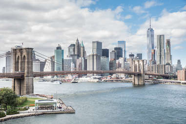 Brooklyn Bridge and Manhattan skyline