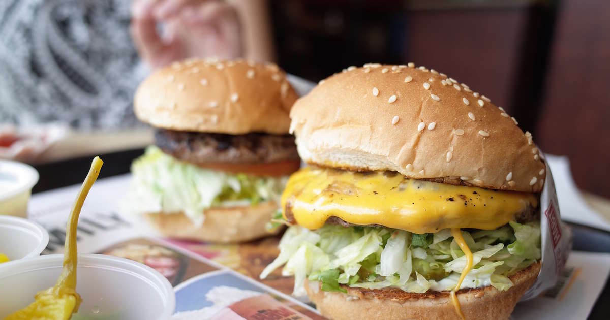Burger Liquor Pairings Best Spots for Burgers and Cocktails Thrillist