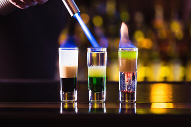 Bartender Shots: Crazy Shots Bartenders Have Actually Taken - Thrillist
