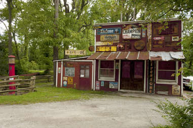 Clifton Gorge Antique Gas Station 