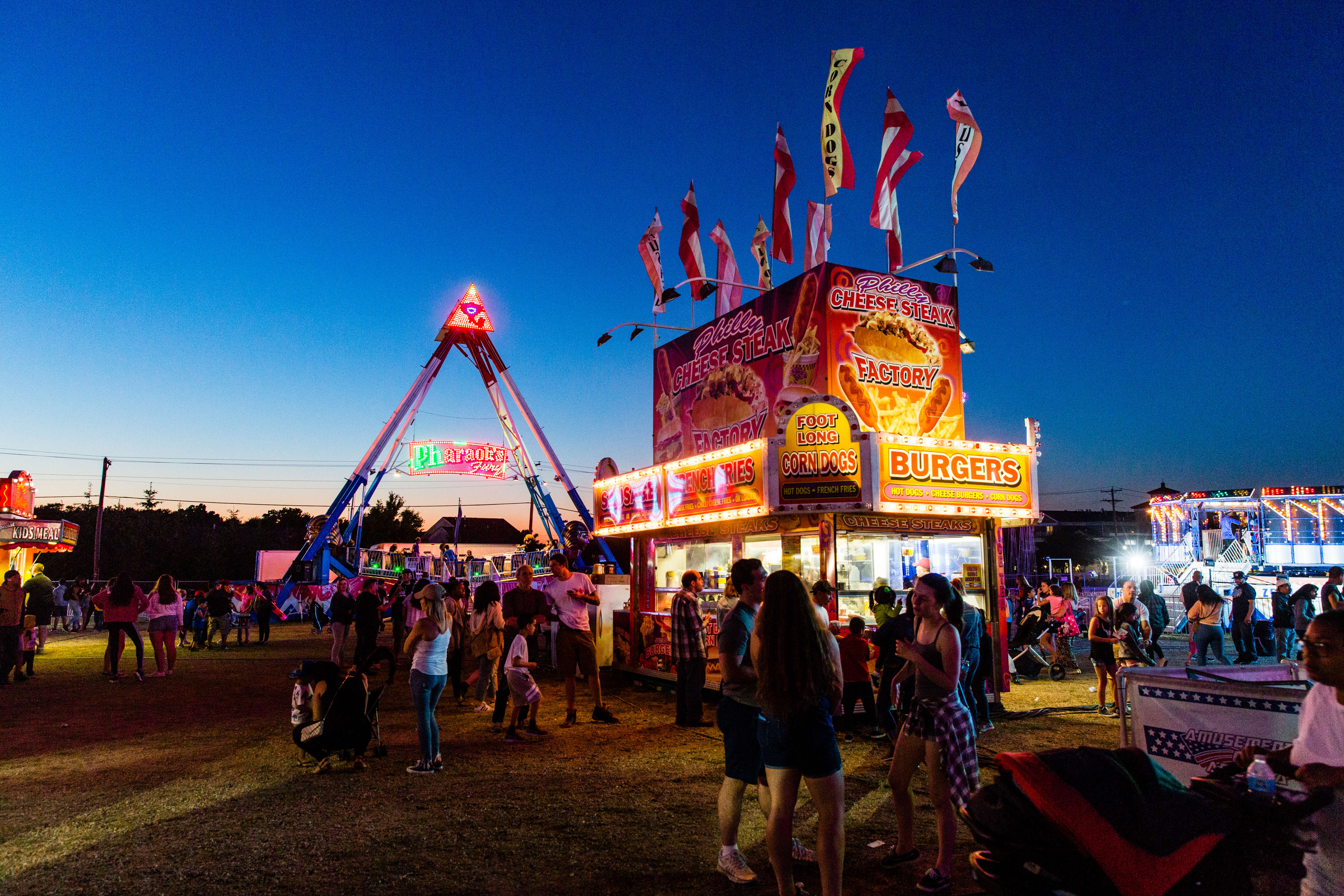 amusement park burger stand