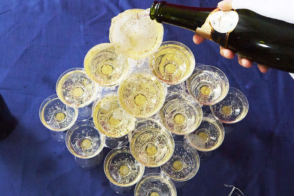 How to Make a Champagne Tower for Your Next Party - Thrillist