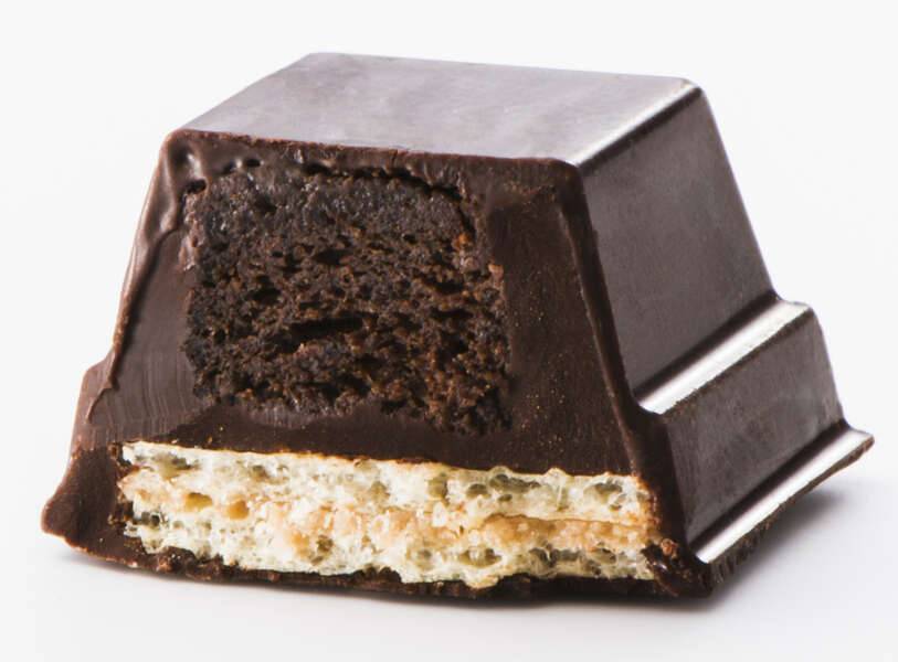 Kit Kat Filled With Cake Comes to Japan's Chocolatory Gateau Mignon