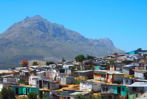 Cape Town South Africa Porn - Is Slum Tourism Poverty Porn? The Tricky Ethics of Slum ...