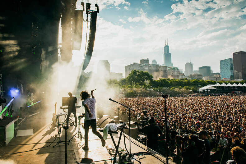 m83 performing at lollapalooza 2016
