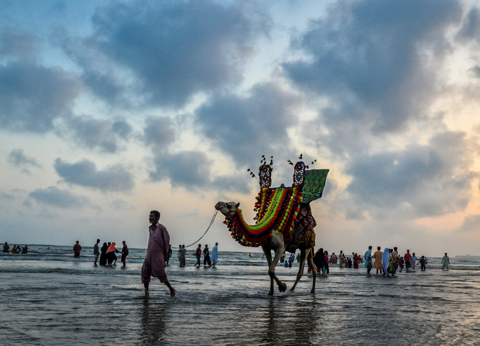 
KARACHI CLIFTON BEACH