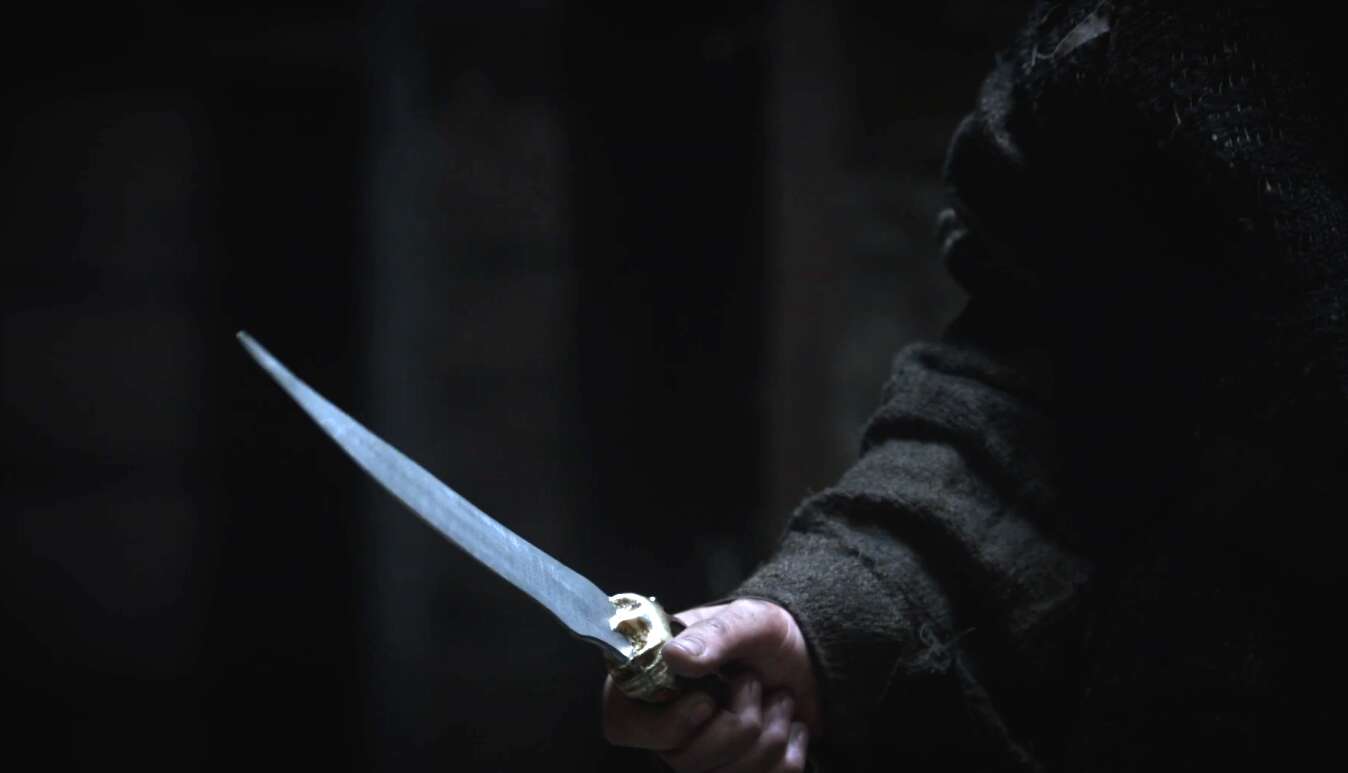 game of thrones season 1 episode 2 assassin dagger