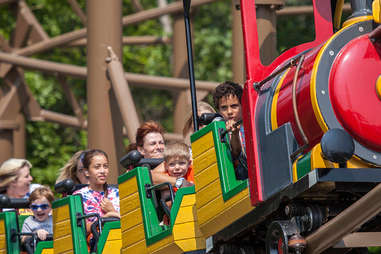 Best Cedar Point Roller Coasters, Ranked: Rating Each Ride at the Park -  Thrillist