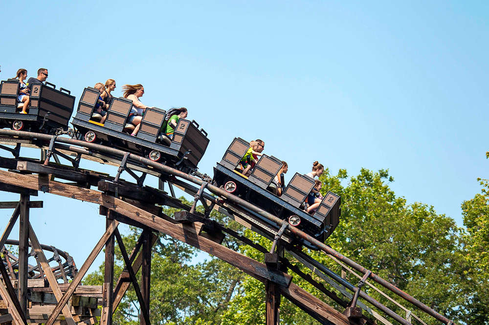Best Cedar Point Roller Coasters Rides Ranked Thrillist - make rollercoaster in roblox