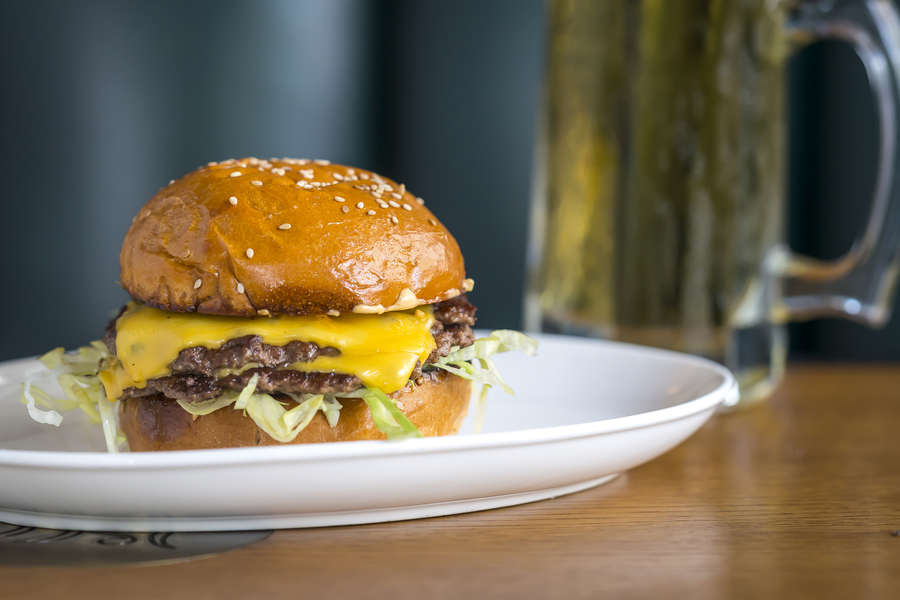 Best Burgers in NYC: A Definitive Guide to New York Hamburger Spots