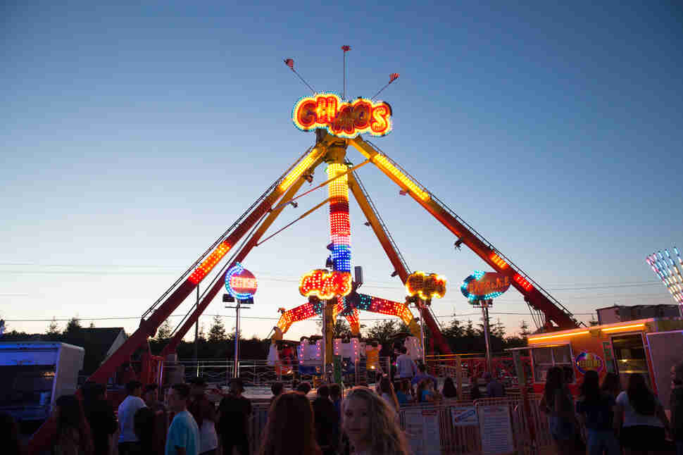 How Common are Carnival Ride Accidents? - Thrillist