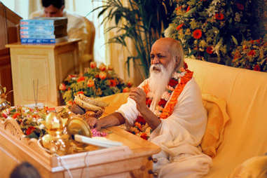 maharishi founder of transcendental meditation