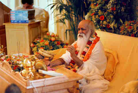 maharishi founder of transcendental meditation