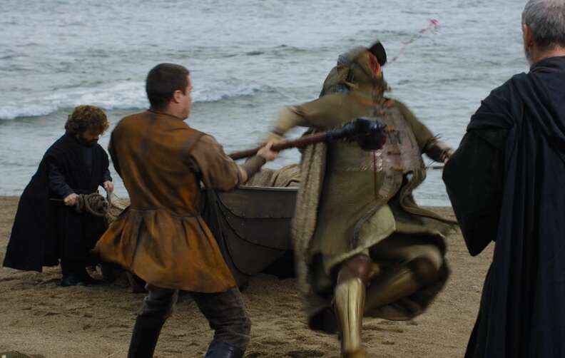gendry warhammer fight season 7 game of thrones