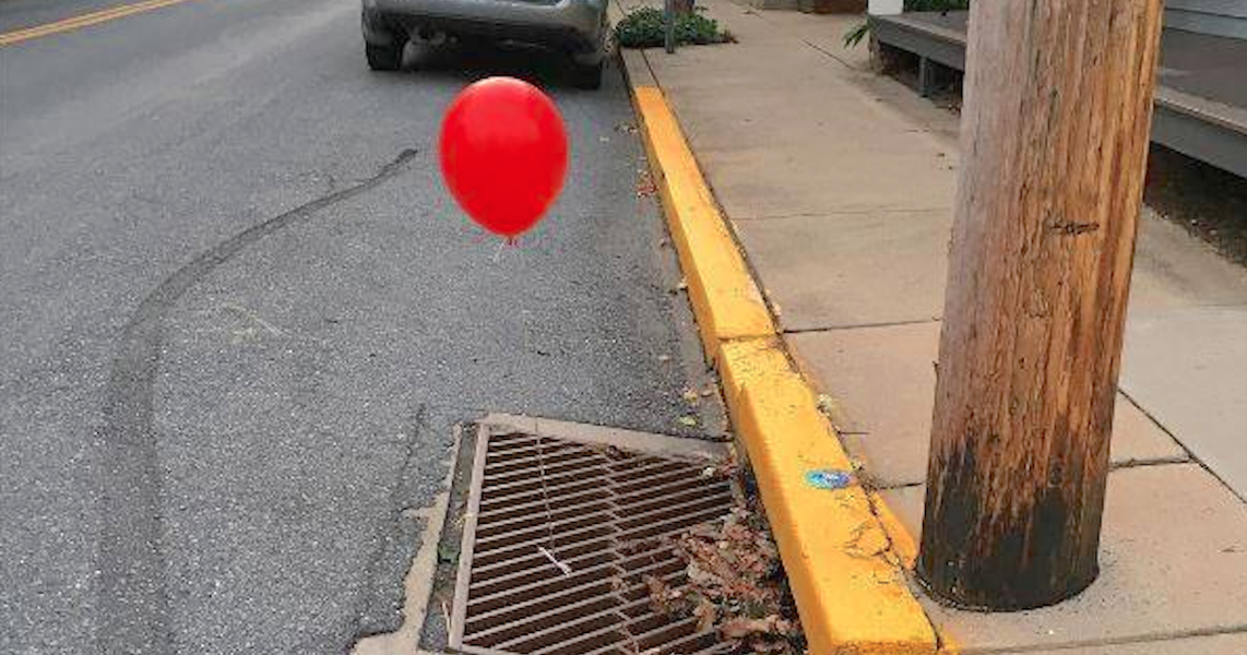 IT Movie Inspired Red Balloons Stoke Killer Clown Fears in Pennsylvania Thrillist