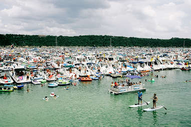 lake boat party