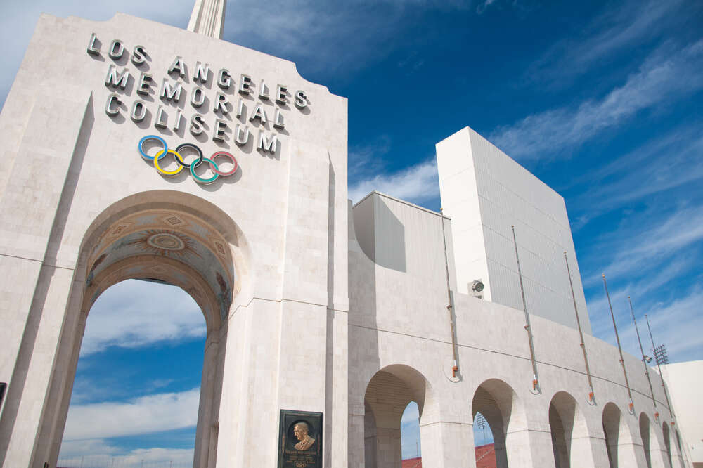 Sea of 49er's Red Invades the Los Angeles Coliseum – NBC 7 San Diego