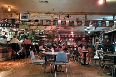 Best Dive Bar In Every State Dive Bars Near Me Thrillist